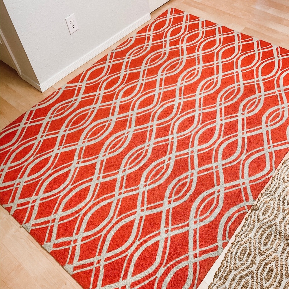 Rug (normal wear and tear)